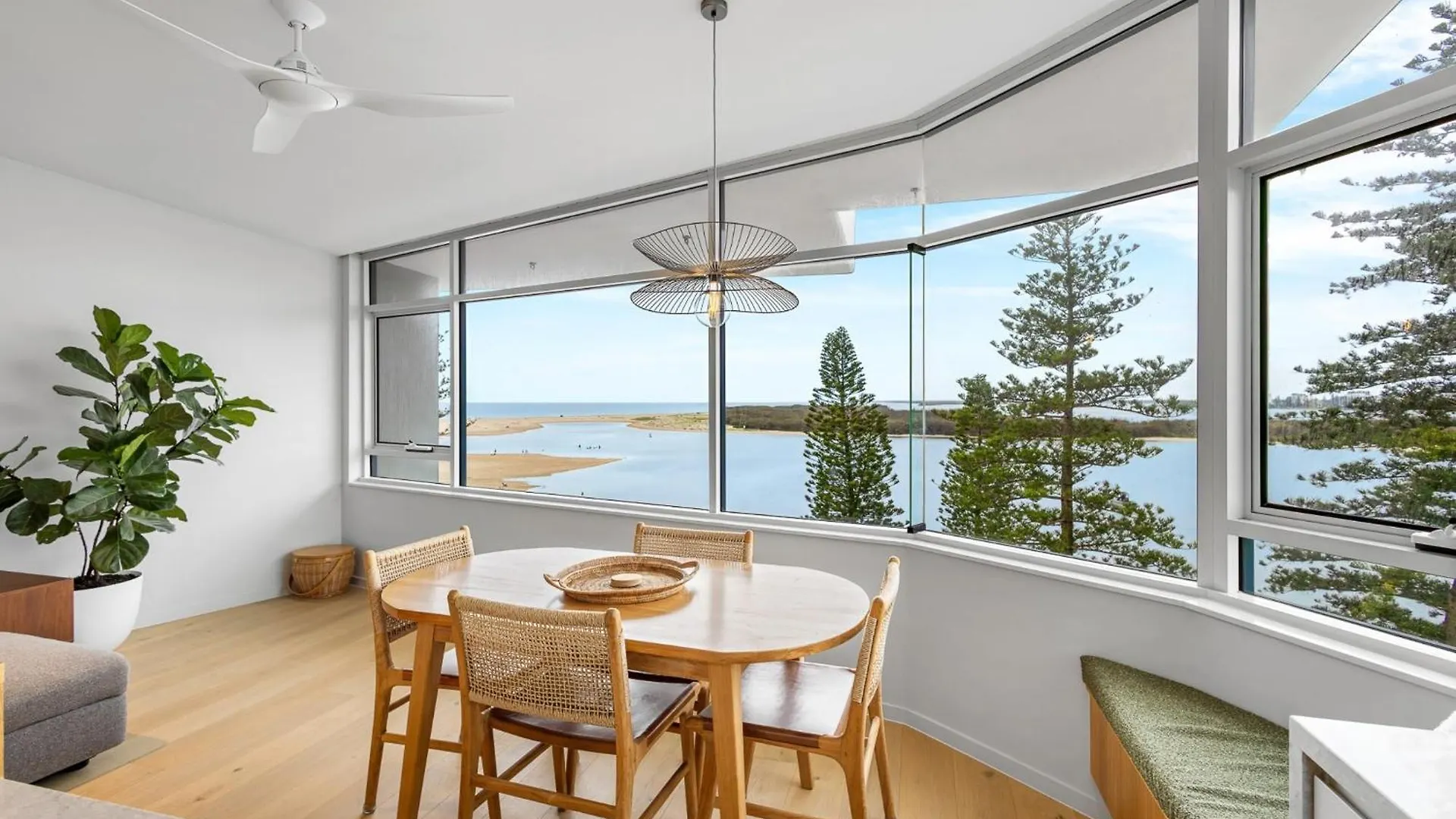 Cerulean Apartments Caloundra Aparthotel