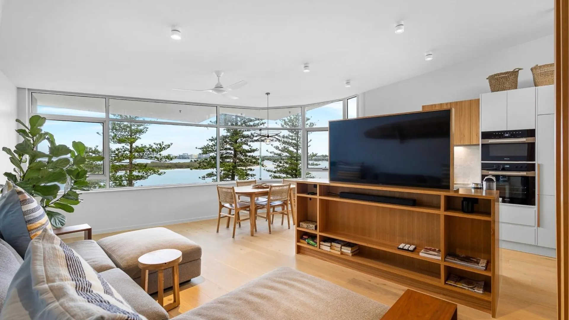 **** Aparthotel Cerulean Apartments Caloundra Australia